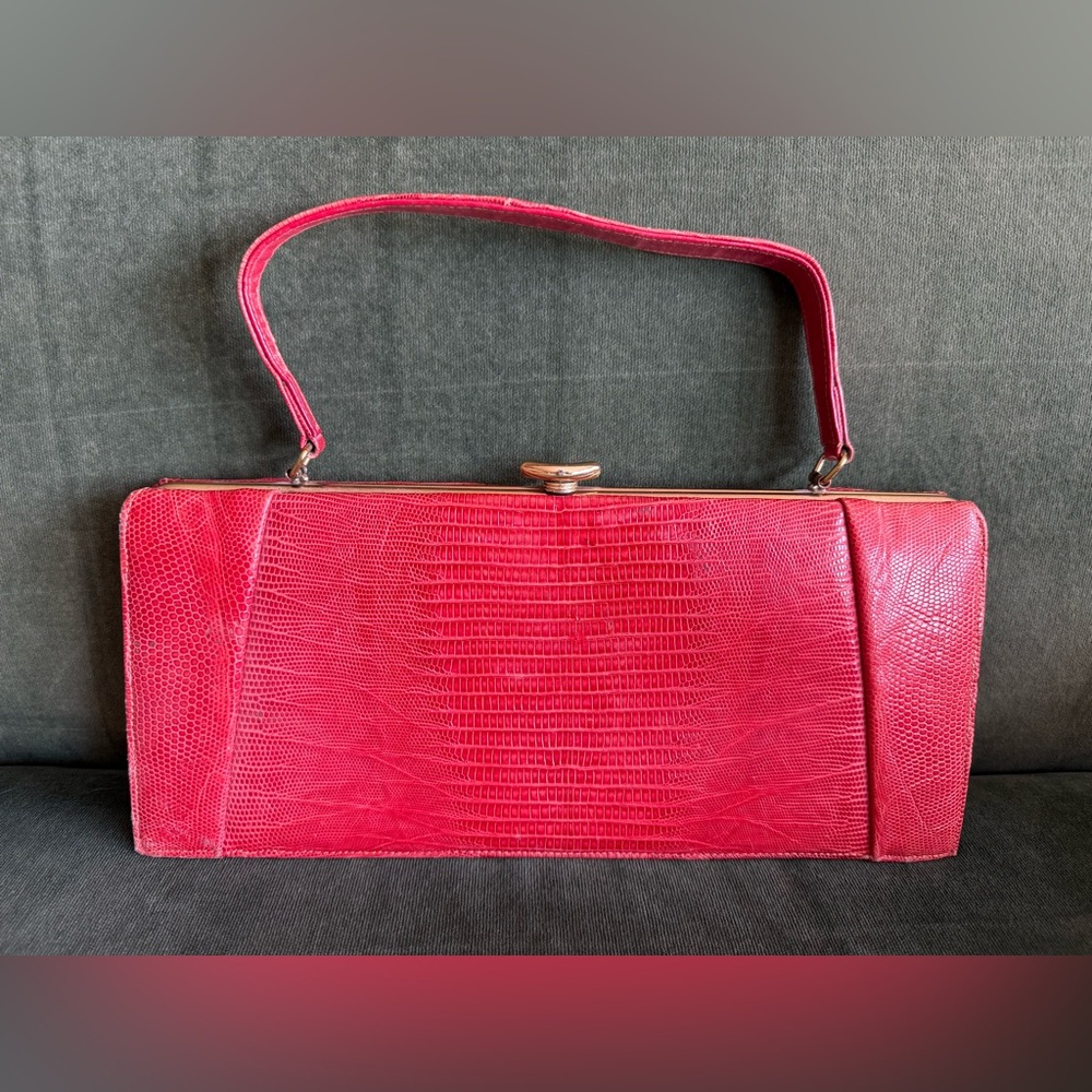 Vintage Escort lizard clutch